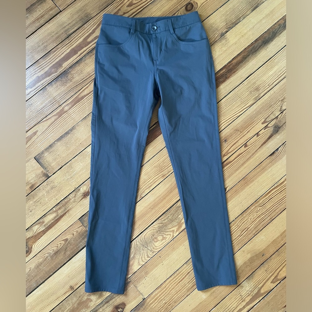 Vuori Meta Pant - Picture 1 of 3